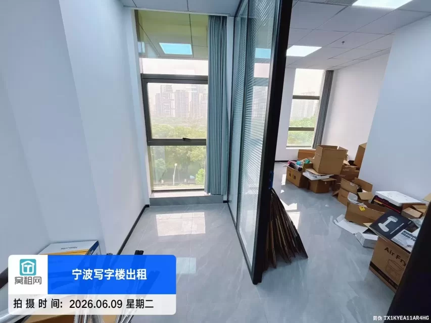 宁波海曙区灵桥路柳逸大厦71平米精装修办公室出租单价1.3元