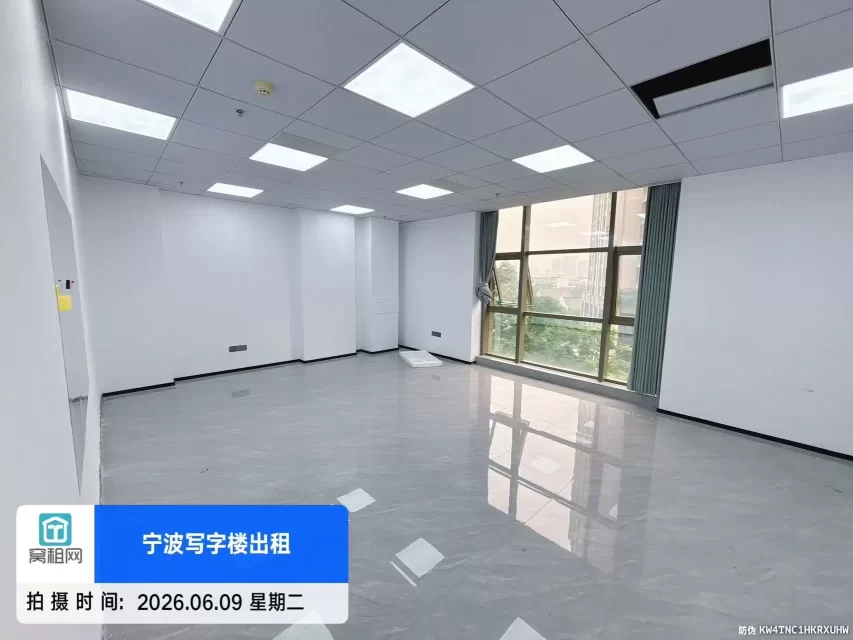 宁波兴宁路公交车站门口柳逸大厦115平米精装修办公室出租适合电商公司隔音好