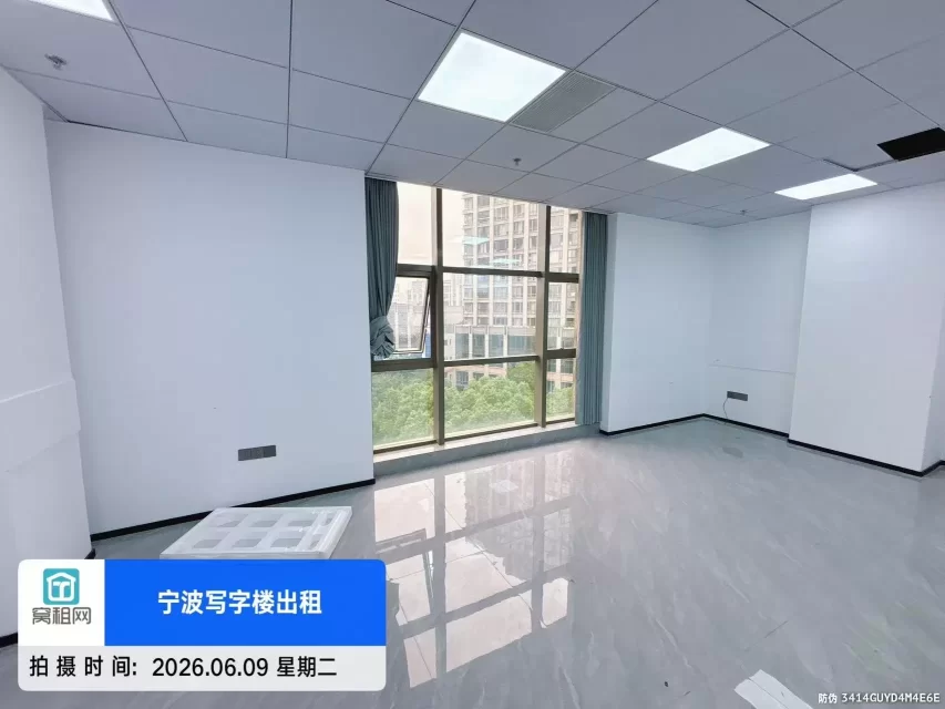 宁波兴宁路公交车站门口柳逸大厦115平米精装修办公室出租适合电商公司隔音好