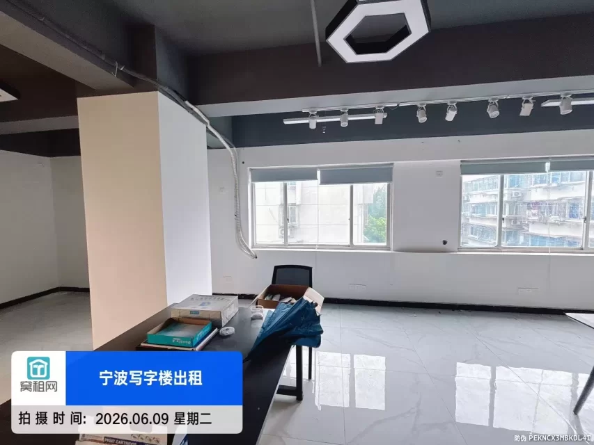 宁波天元大厦180平米精装修办公室6600元出租