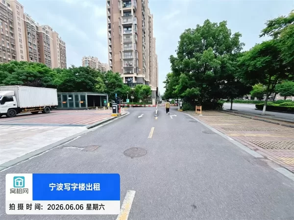 高桥佳元创业园停车收费