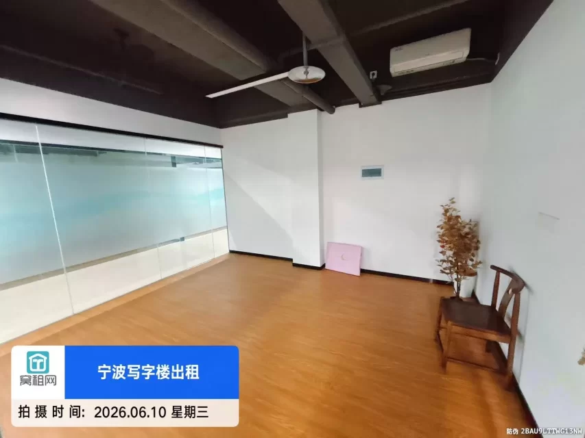 宁波常洪隧道隔壁路林钢贸大厦办公室出租面积131平米写字楼单价0.75元