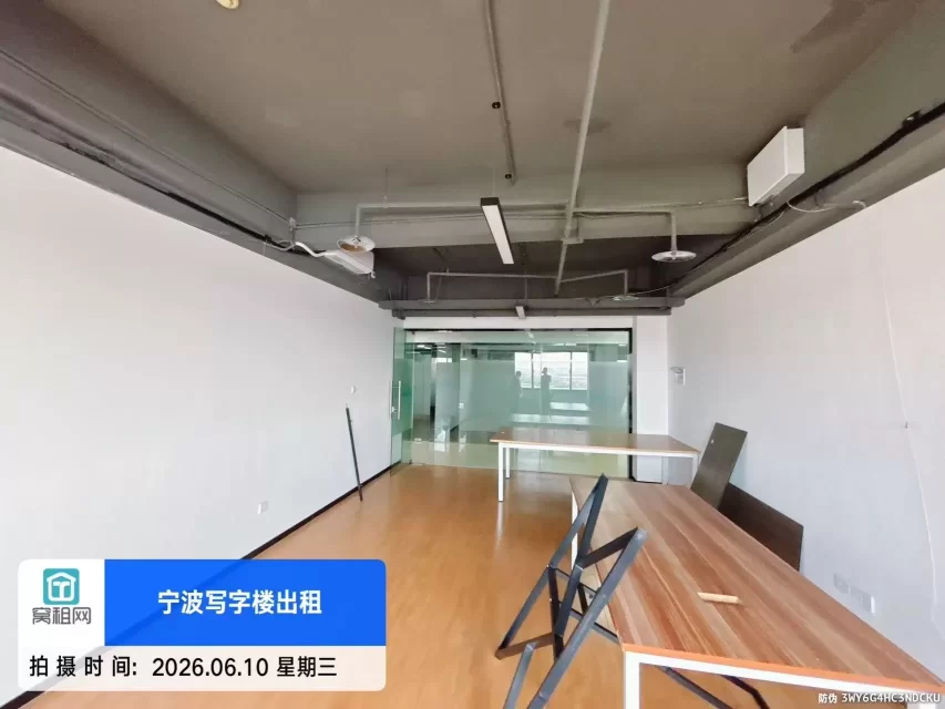 宁波江北区路林电商园60平米办公楼出租租金1500一个月朝南