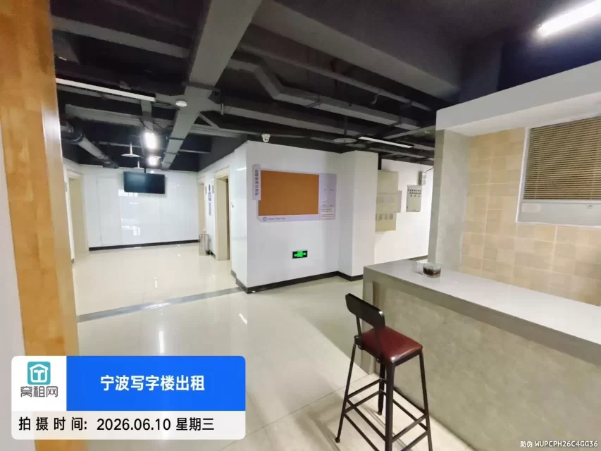 宁波江北区路林电商园60平米办公楼出租租金1500一个月朝南
