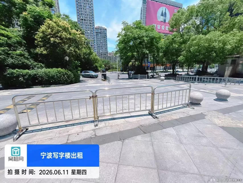 宁波城市新贵酒店停车收费