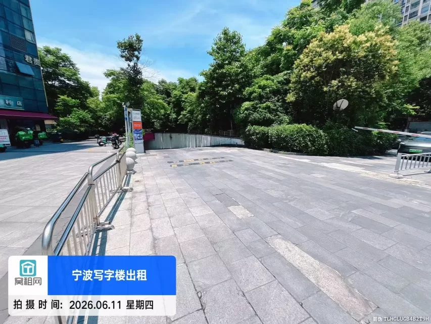宁波城市新贵酒店停车收费