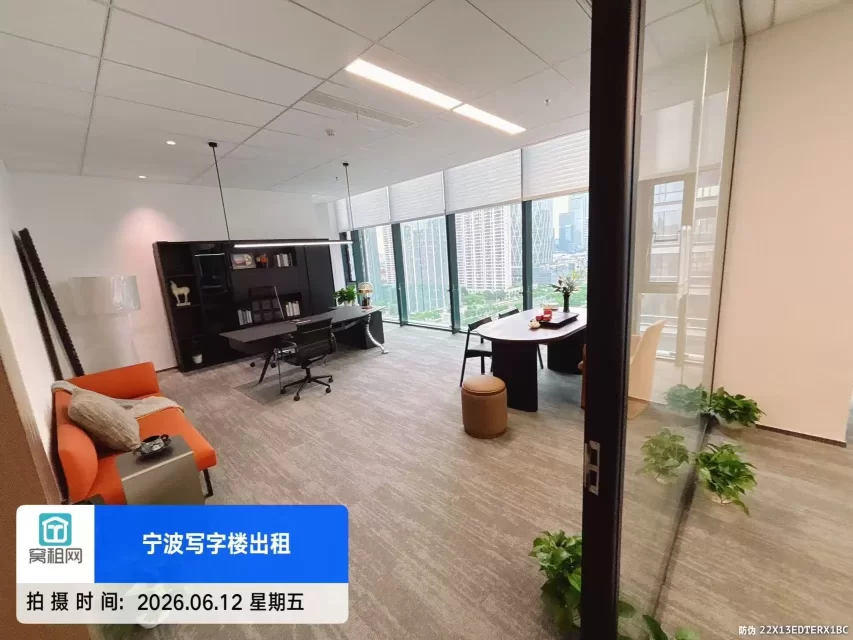 东部新城恒创上品 327㎡精装办公室直租｜5 号线柳隘站地铁口