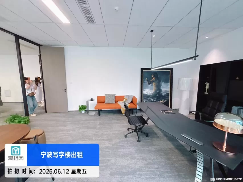东部新城恒创上品 327㎡精装办公室直租｜5 号线柳隘站地铁口