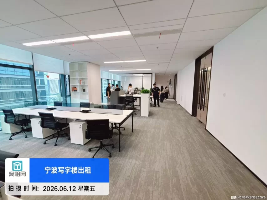 东部新城恒创上品 327㎡精装办公室直租｜5 号线柳隘站地铁口