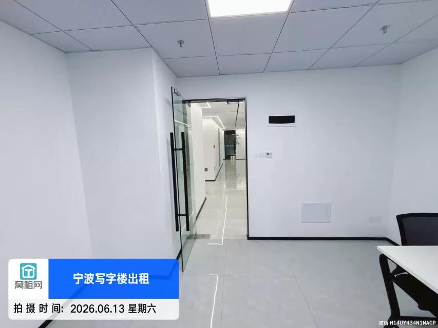 宁波江北区洪塘创新设计中心54平米写字楼出租2000元/月朝西