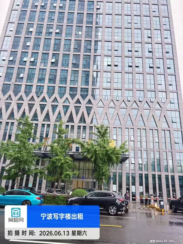 宁波恒业大厦正对面汇鼎大厦停车收费