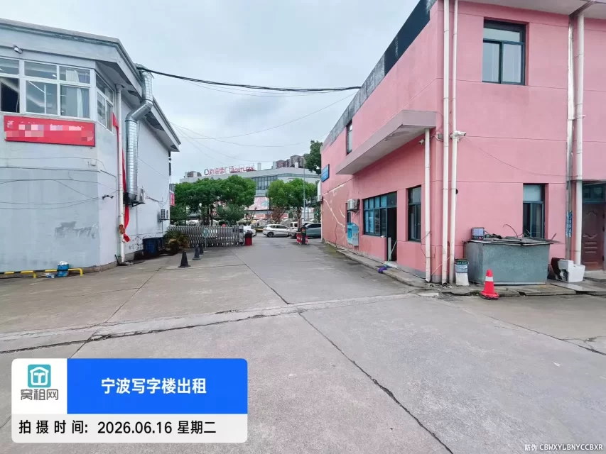 蚁巢空间(图10) 蚁巢空间(图10)