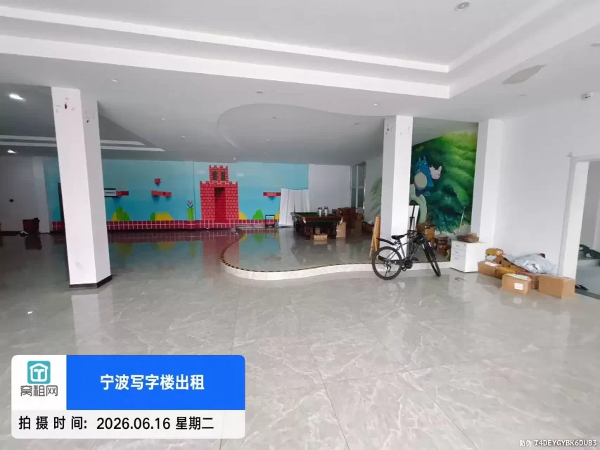 蚁巢空间(图15) 蚁巢空间(图15)