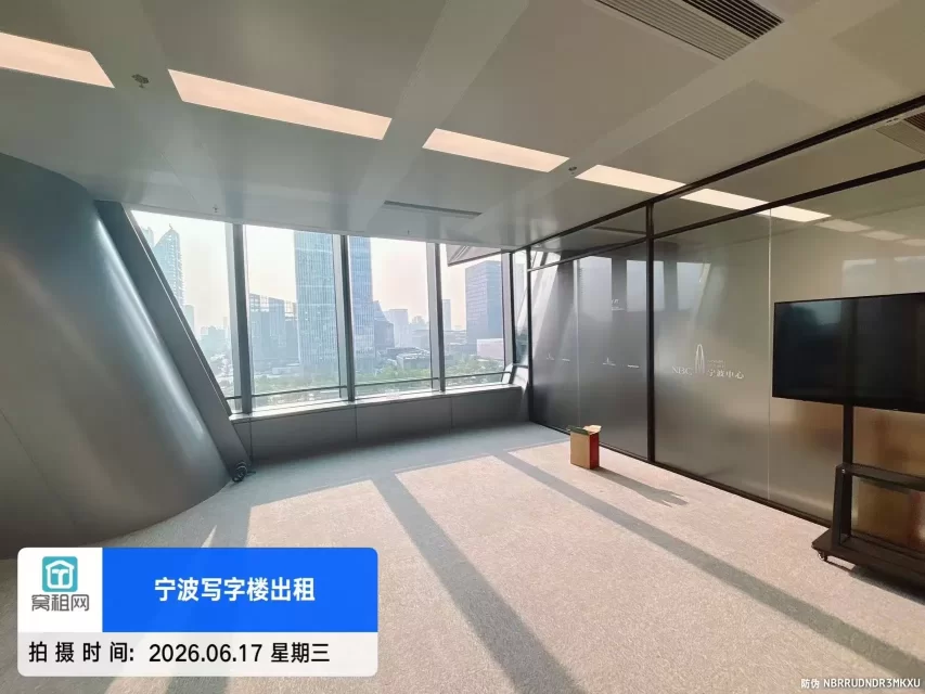 东部新城宁波中心大厦195平米精装修办公室招租单价3.3元(图8) 东部新城宁波中心大厦195平米精装修办公室招租单价3.3元(图8)