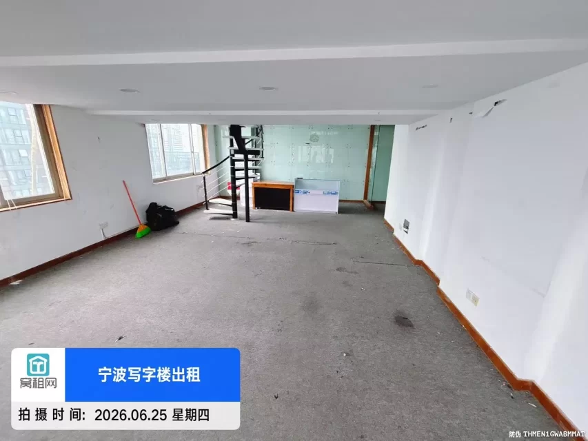 宁波东渡路世贸大厦85平米3800元朝东南办公室出租楼层高