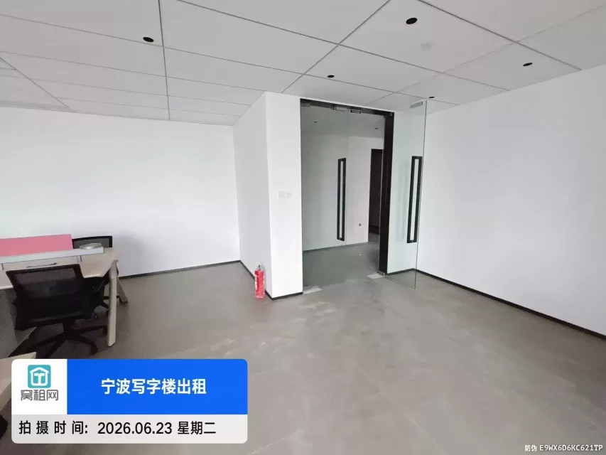 宁波海曙区优家环球中心148平米精装修办公室出租单价租金2元/平米