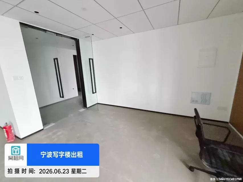 宁波海曙区优家环球中心148平米精装修办公室出租单价租金2元/平米