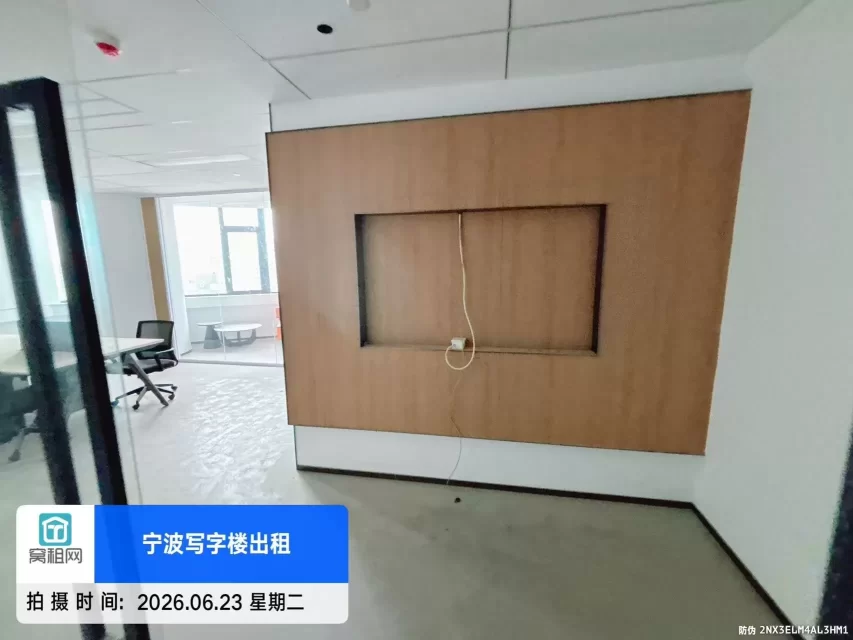 宁波建设大厦优家环球中心155平米精装修办公室租赁租金2元/平米