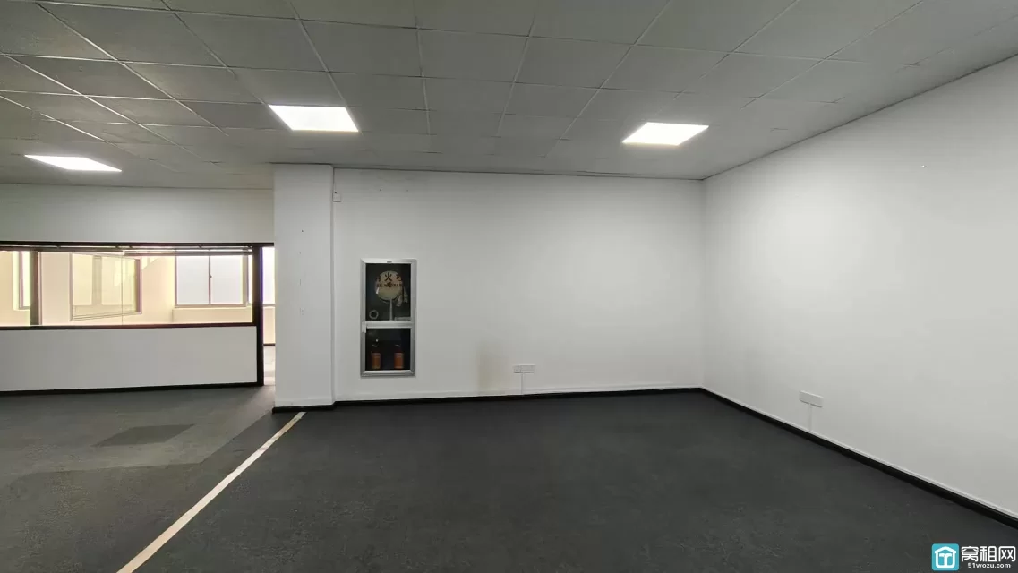 宁波鄞州区金谷中路西301号罗柏特172平米，设施完善齐全171.02㎡出租4110元/月