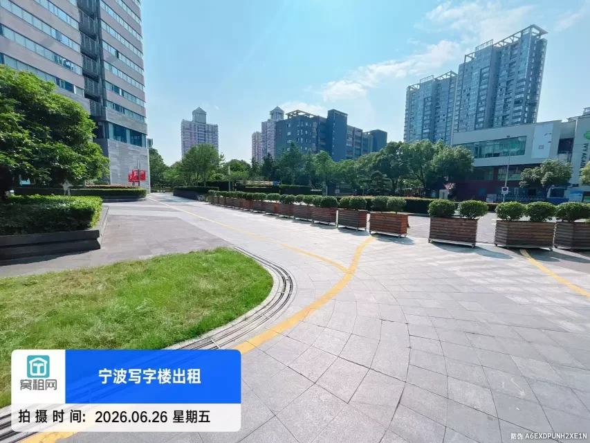 宁波来福士广场停车收费多少？