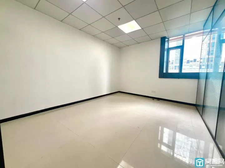 宁波水街商务楼120平两个隔间，单价低至1.2元/m²