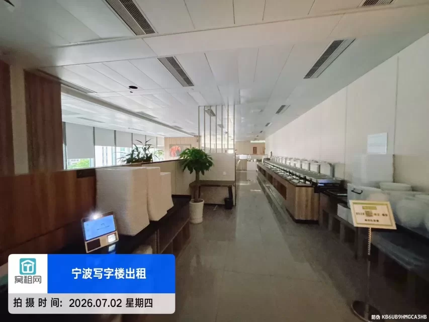 宁波塔450平米带天然气适合做会所餐饮,室内有包厢出售,单价1.3元(图2) 宁波塔450平米带天然气适合做会所餐饮,室内有包厢出售,单价1.3万元(图2)