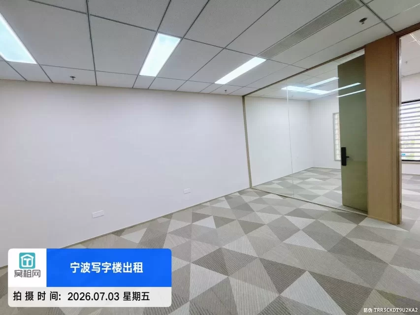宁波银行数据中心隔壁绿地融谷中心大厦出租110平米办公室4538元一个月