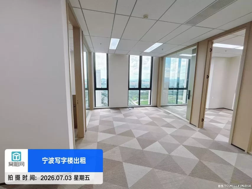 宁波江北软件园融谷中心121.05平米精装修办公室出租5523元/月(图3) 宁波江北软件园融谷中心121.05平米精装修办公室出租5523元/月(图3)