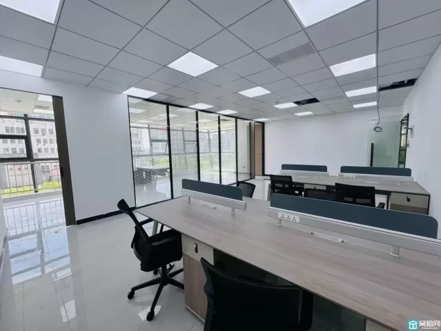 鄞州区中源智谷 三面采光  河景办公 140平带家具