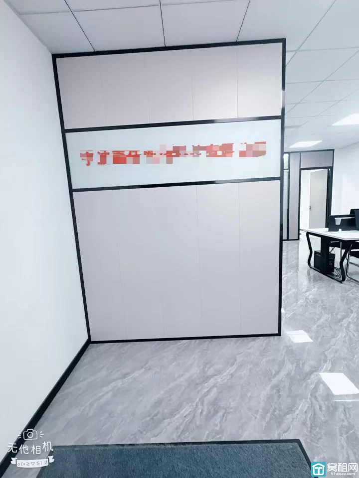 宁波海曙区浦发银行隔壁江厦银座95平米办公精装修办公室出租