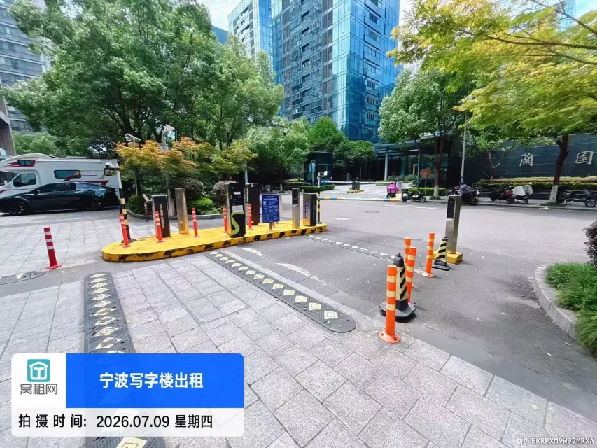 宁波东部新城环合中心1号楼2号楼停车收费标准？
