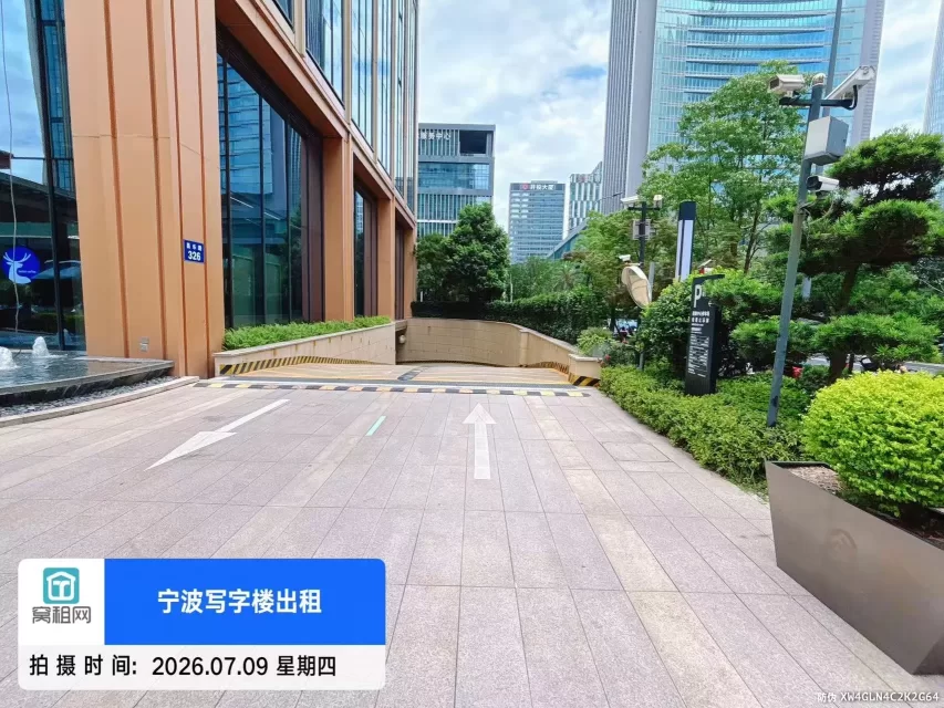 宁波东部新城富邦中心停车收费多少？