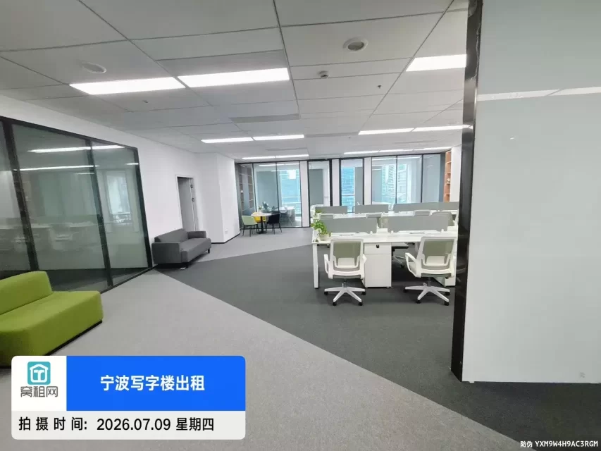 东部新城宁兴国贸大厦395平米朝西办公室招租精装修