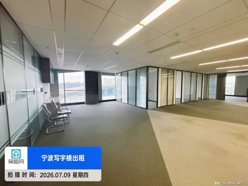 宁波5号线出口宁兴国贸大厦635平米精装修正电梯口位置超级好,租金单价2元/平米/天(图4) 宁波5号线出口宁兴国贸大厦635平米精装修正电梯口位置超级好,租金单价2元/平米/天(图4)
