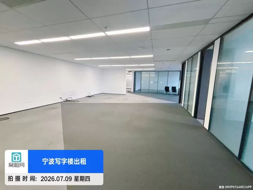 宁波5号线出口宁兴国贸大厦635平米精装修正电梯口位置超级好,租金单价2元/平米/天(图14) 宁波5号线出口宁兴国贸大厦635平米精装修正电梯口位置超级好,租金单价2元/平米/天(图14)