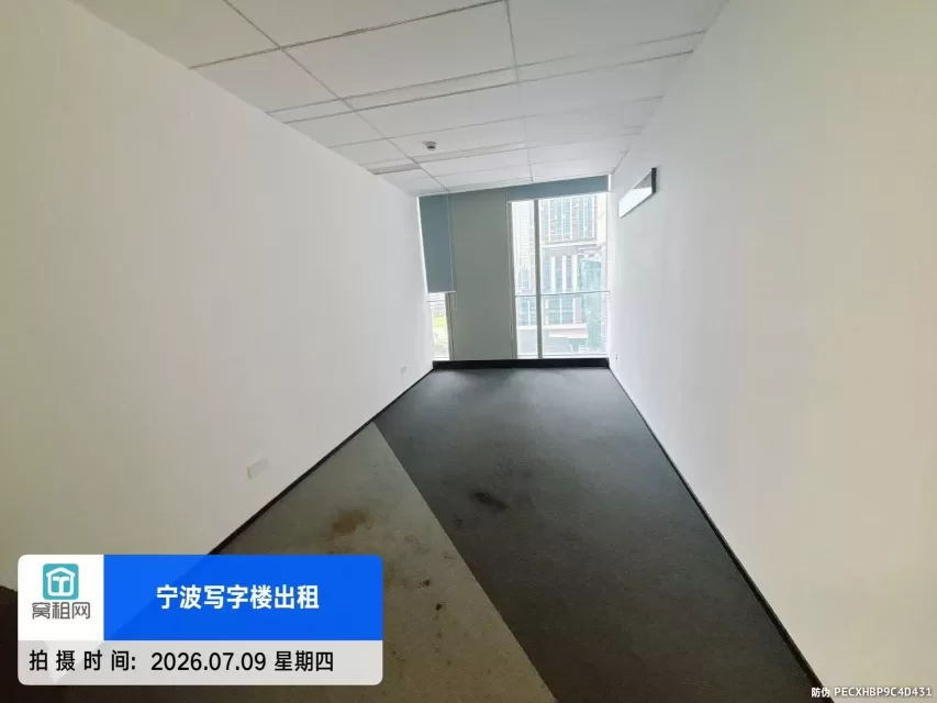 宁波5号线出口宁兴国贸大厦635平米精装修正电梯口位置超级好,租金单价2元/平米/天(图17) 宁波5号线出口宁兴国贸大厦635平米精装修正电梯口位置超级好,租金单价2元/平米/天(图17)