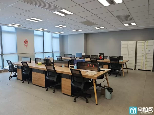 东部新城紫荆汇大厦建筑面积271.41平米21170元/月出租