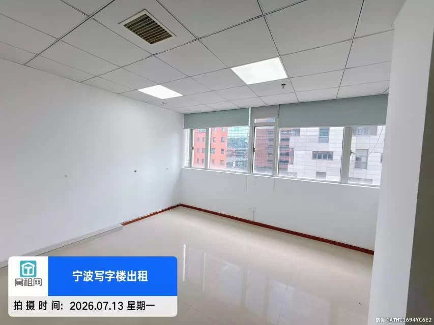南部商务区水街创意空间两隔间120平米精装修带隔间出租