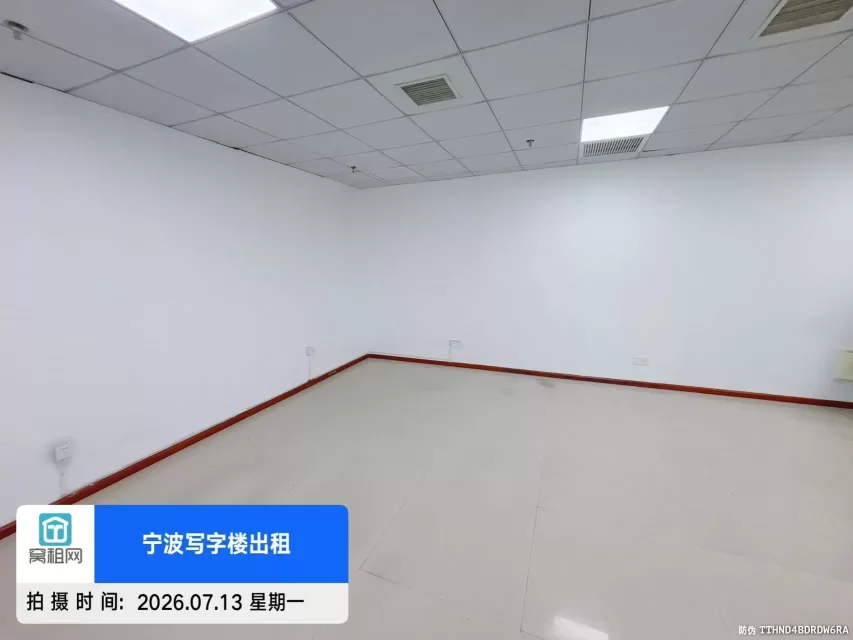 南部商务区水街创意空间两隔间120平米精装修带隔间出租