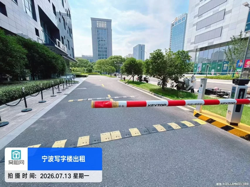南部商务区3期广融大厦停车费多少(图5) 南部商务区3期广融大厦停车费多少(图7)