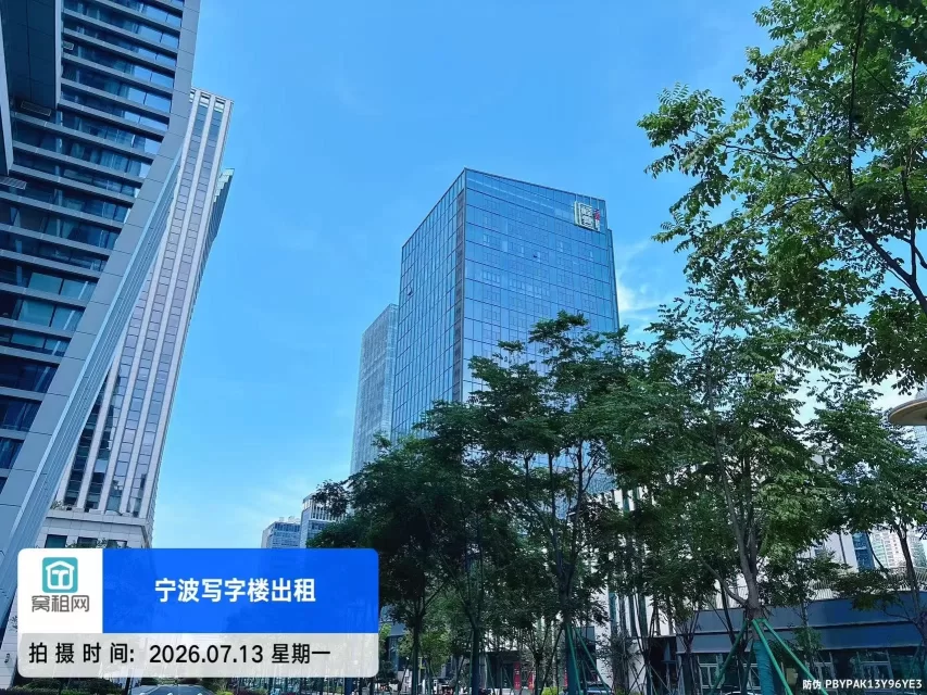 观峰云汇大厦(图1) 观峰云汇大厦(图2)