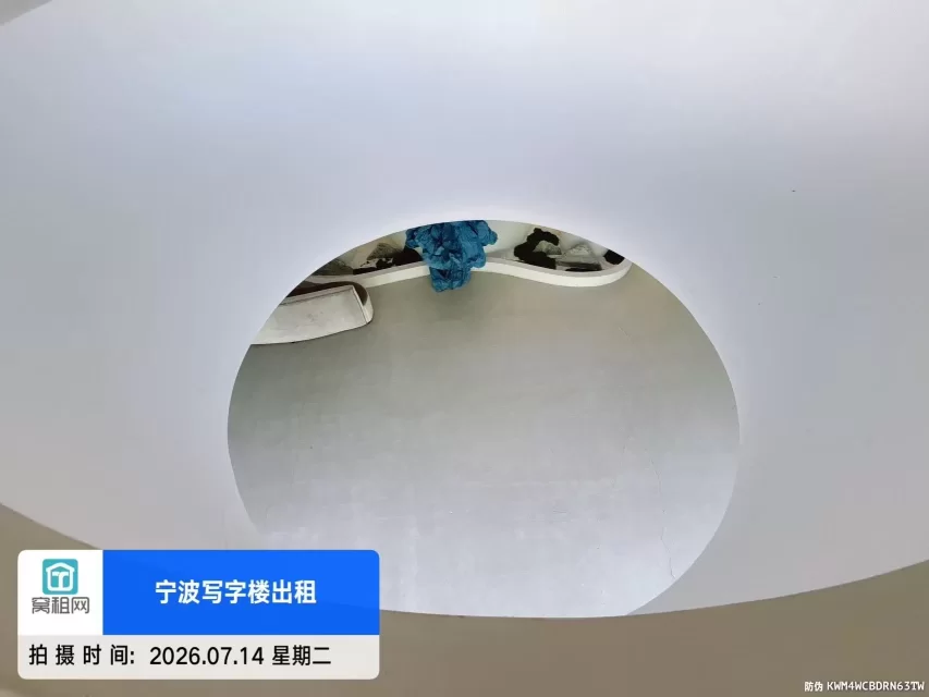宁波高新区明空间2000平米1+2层出租西南朝向办公会所休闲