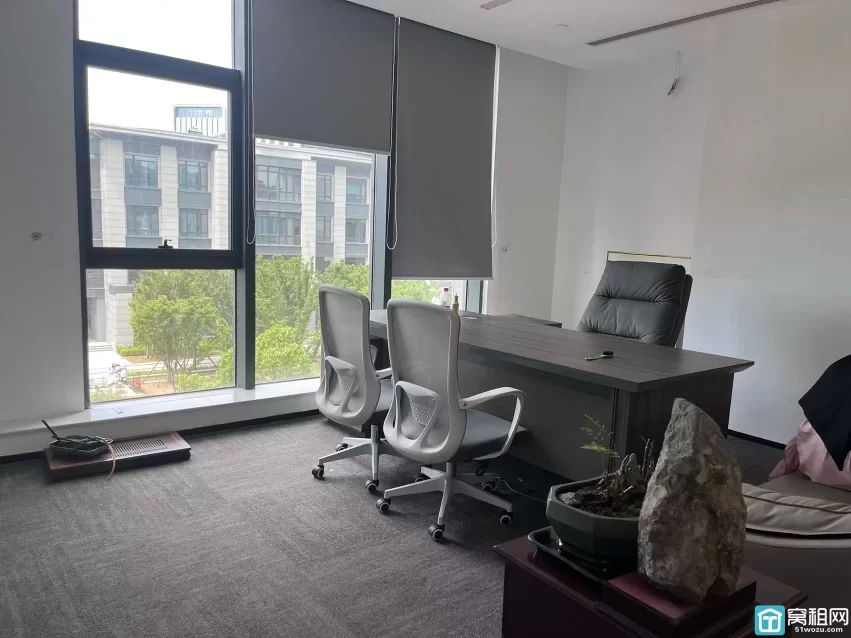 镇海庄市·创维大厦建筑面积168.5㎡，精装现房出租租金单价1.33元/㎡/天（含税）