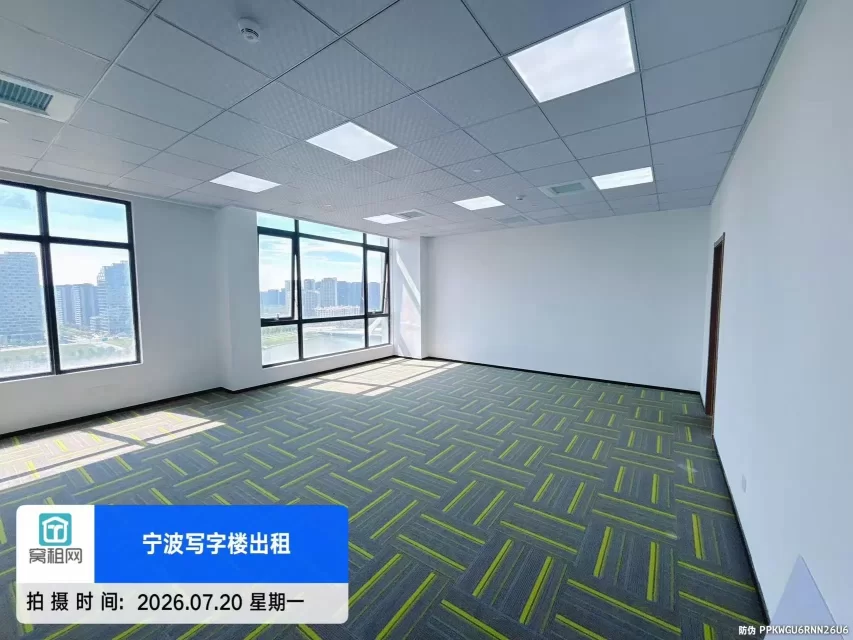 宁波杭州湾绿地创智中心大厦101.99平米精装修办公室出租