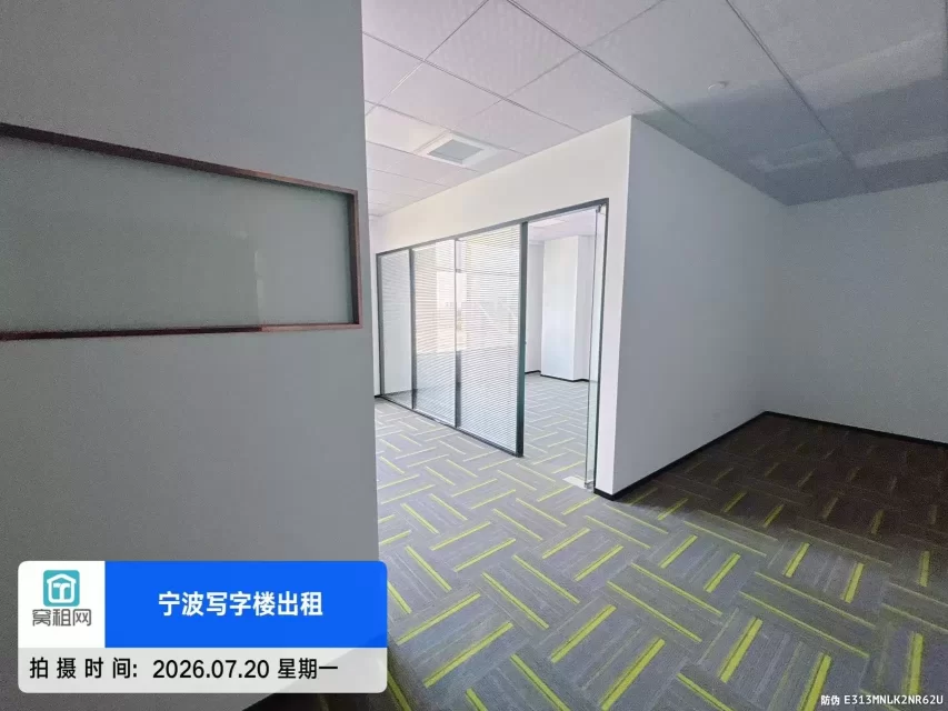 宁波杭州湾写字楼绿地智创中心104平米湖景房出租2861元/月