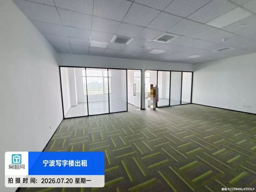 宁波绿地智创中心127.29平米精装修出租3485元朝南办公室