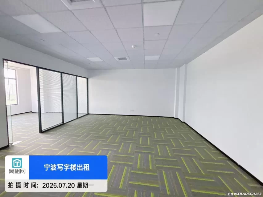 宁波绿地智创中心127.29平米精装修出租3485元朝南办公室