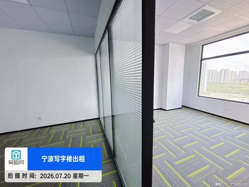 宁波绿地智创中心127.29平米精装修出租3485元朝南办公室
