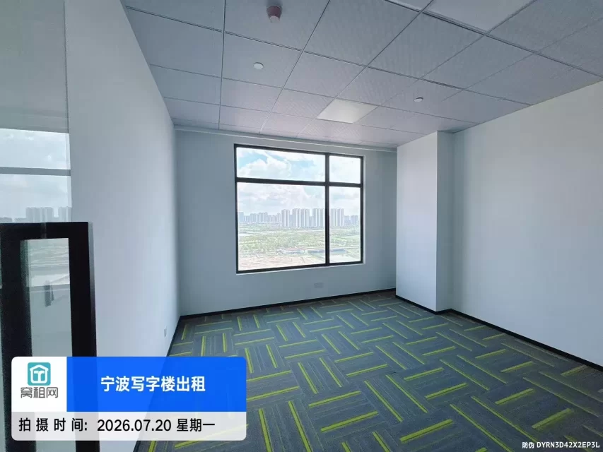 宁波绿地智创中心127.29平米精装修出租3485元朝南办公室