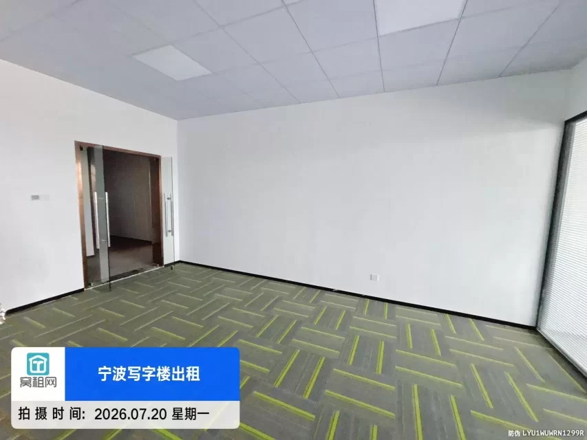 宁波绿地智创中心127.29平米精装修出租3485元朝南办公室